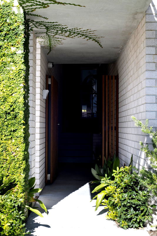 The Marlin (Walk to Beach)