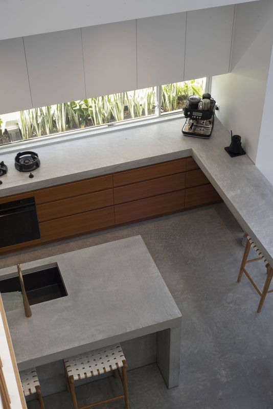 The Marlin (Walk to Beach)