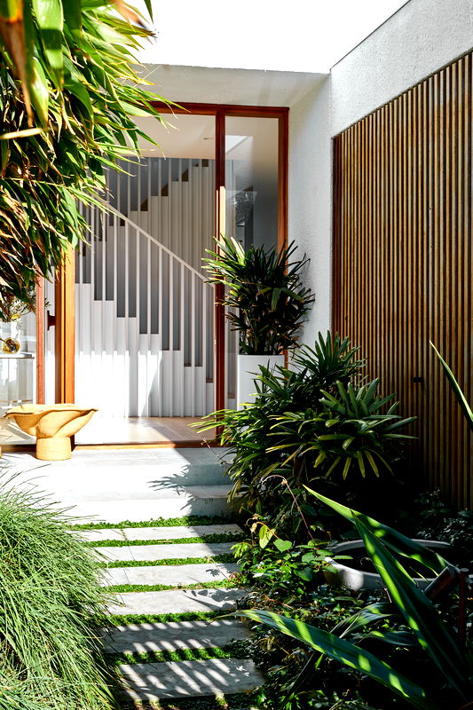 Bondi Pure Bliss (Walk to Beach)