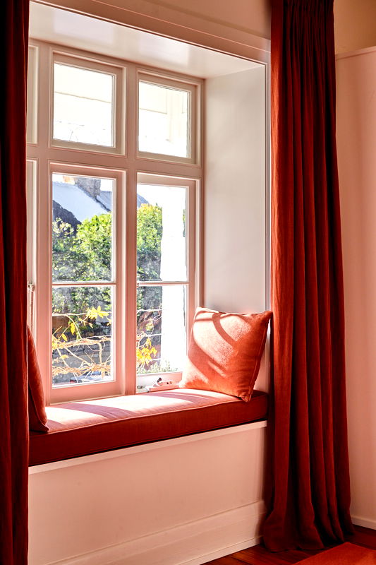 Saha Balmain Luxe (Heated Pool)