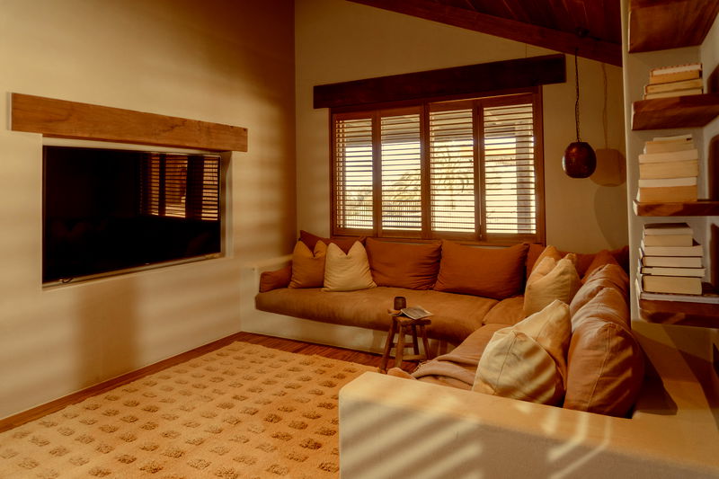 Damia (Pet Friendly)