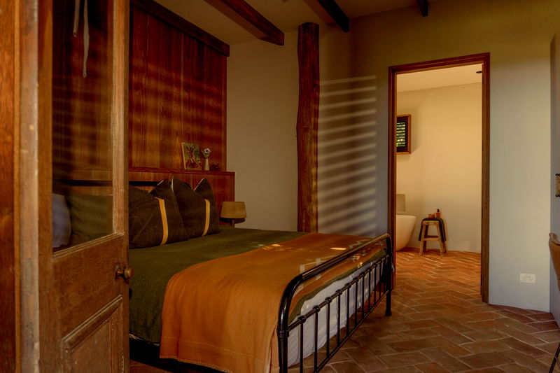 Damia (Pet Friendly)