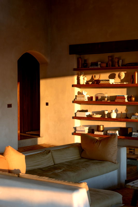 Damia (Pet Friendly)