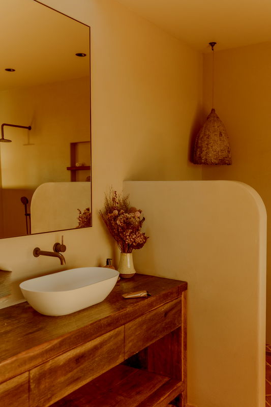 Damia (Pet Friendly)