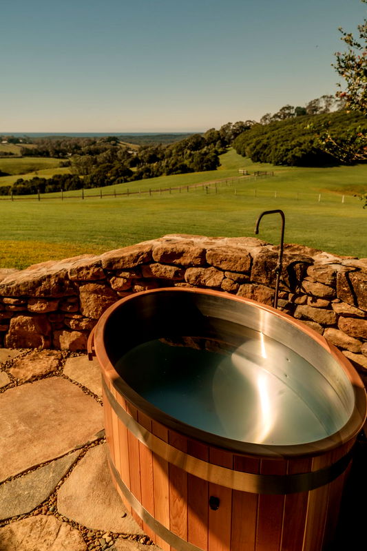 Damia (Pet Friendly)