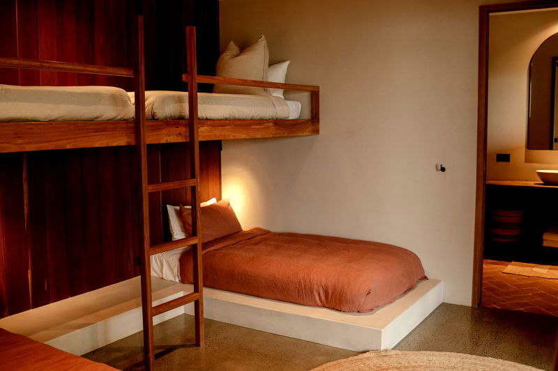 Damia (Pet Friendly)