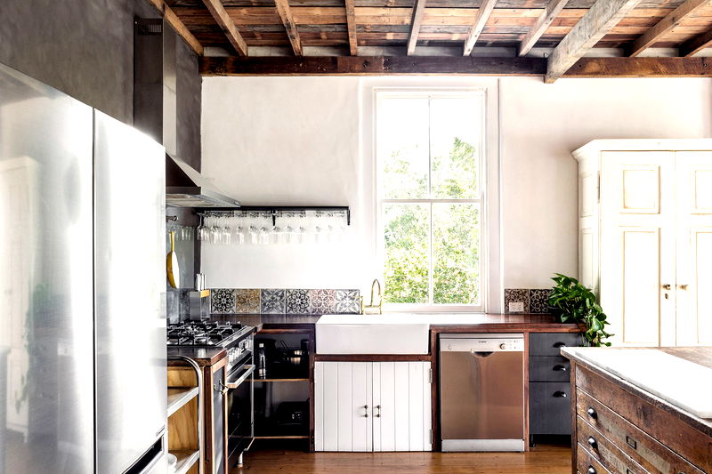 Pacifique on Pacific