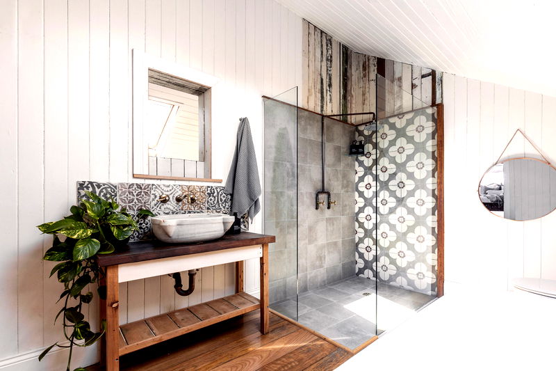 Pacifique on Pacific