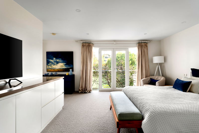 Wynnstay House (Solar Heated Pool)