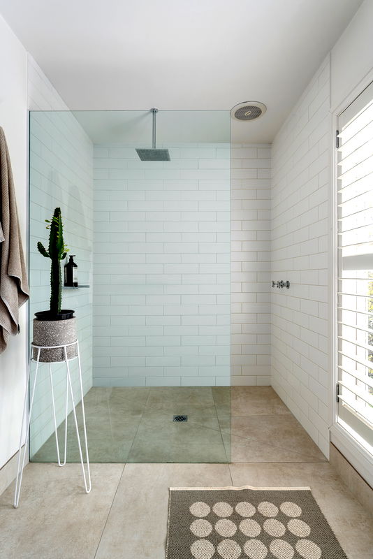 Wynnstay House (Solar Heated Pool)