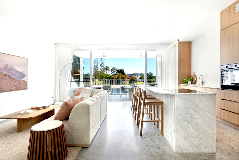 Seaside Serenity (Heated Pool)