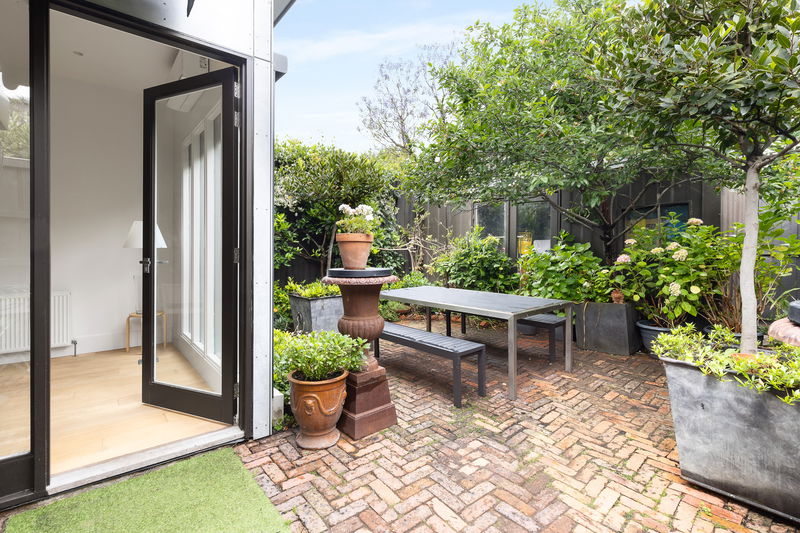 Sorrento House (With Car Parking)