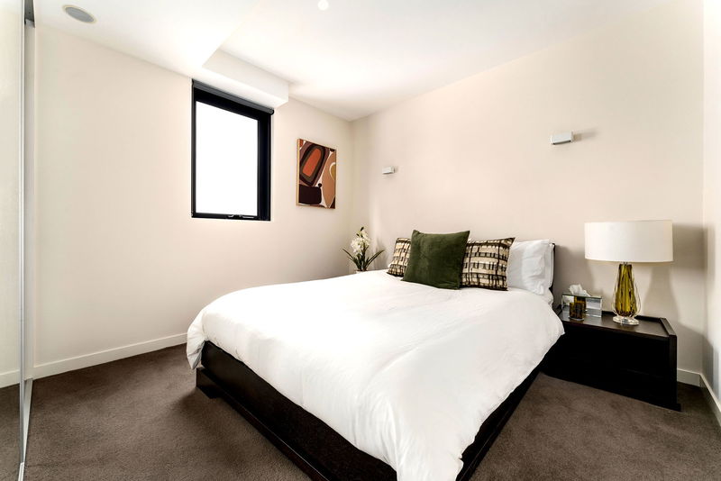 Yarra View (With Car Parking)