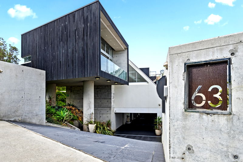 Bluewater at Forresters (w/ heated rooftop spa)