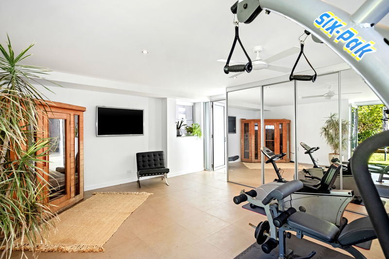 Bluewater at Forresters (w/ heated rooftop spa)