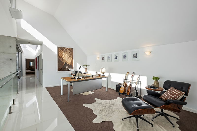 Bluewater at Forresters (w/ heated rooftop spa)