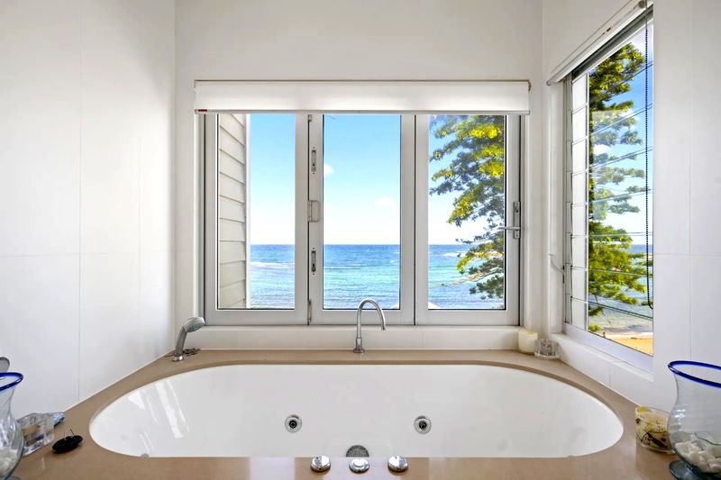 Alaya at Toowoon Bay (On the beach)