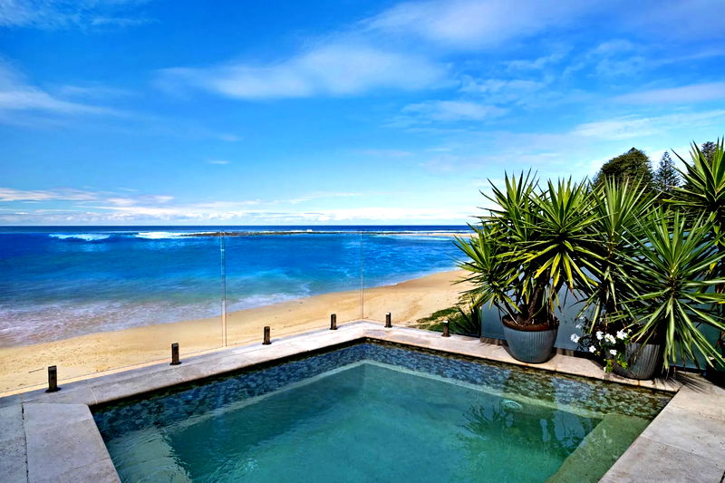 Alaya at Toowoon Bay (On the beach)