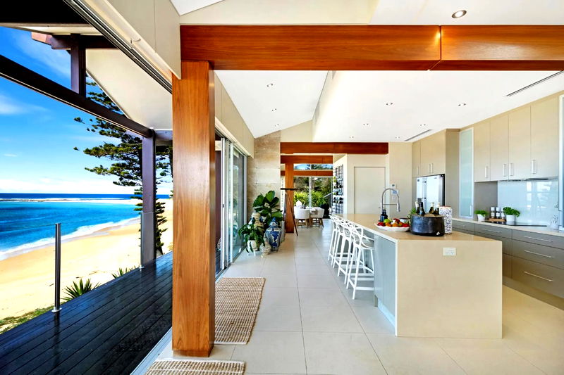 Alaya at Toowoon Bay (On the beach)