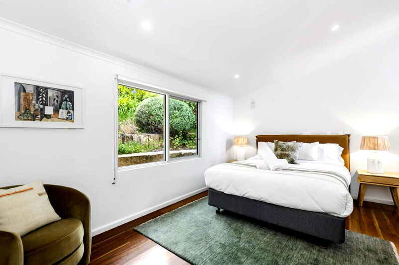 Kalani at Killcare (Walk to the beach)