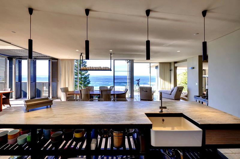 Killcare Beach House (Walk to the beach)