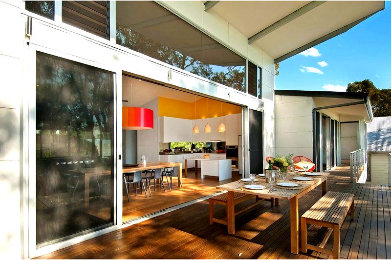 The Canopy at Pretty Beach (Walk to the beach)