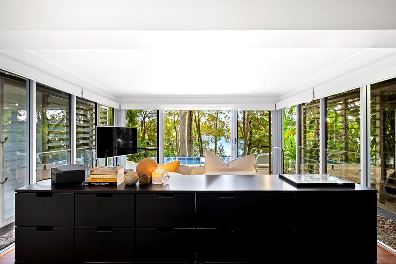 Tranquility at Pretty Beach (Walk to the beach)