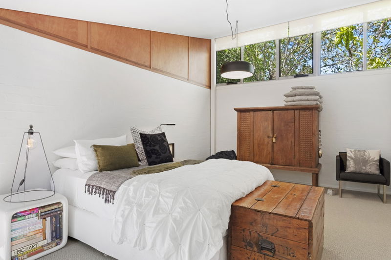 Tranquility at Pretty Beach (Walk to the beach)