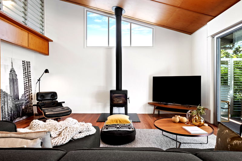 Tranquility at Pretty Beach (Walk to the beach)