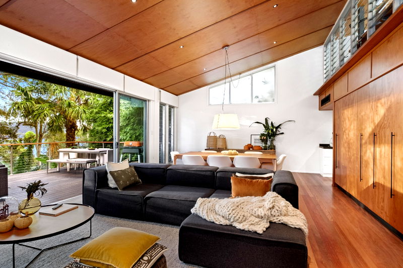 Tranquility at Pretty Beach (Walk to the beach)