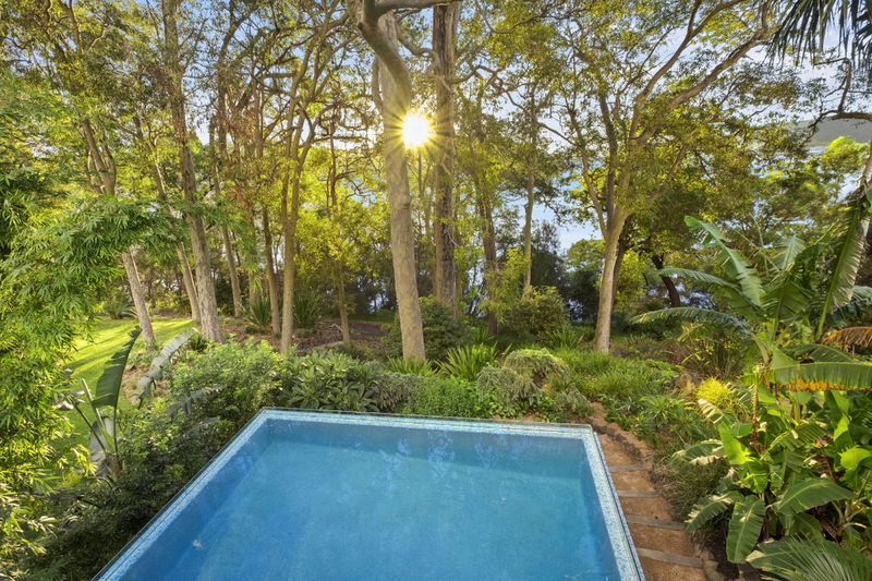 Tranquility at Pretty Beach (Walk to the beach)