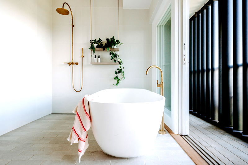 Byron Retreat (With Ocean Views)