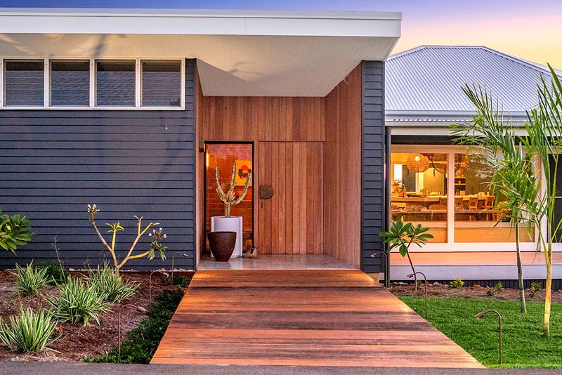 Byron Retreat (With Ocean Views)