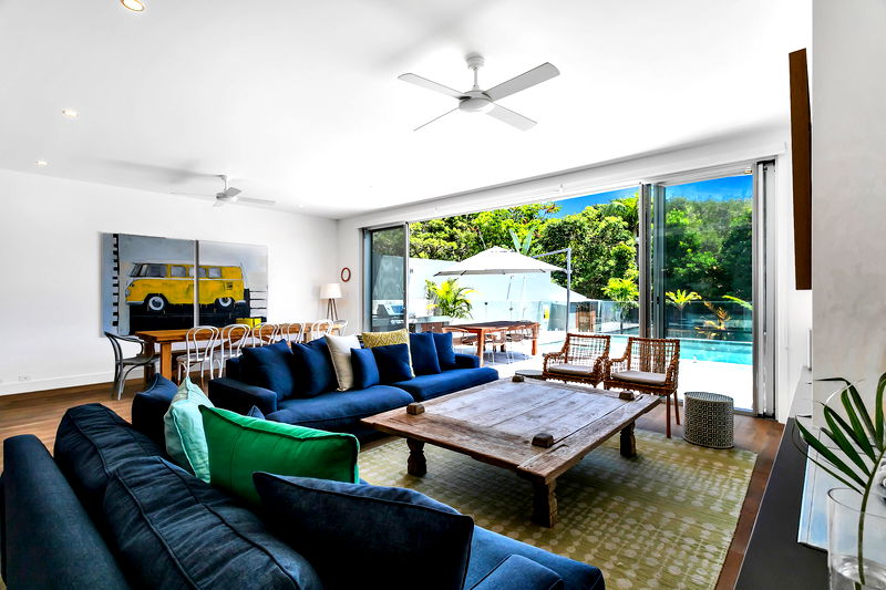 Stonecutters 2 - in the heart of town