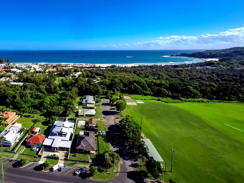 Stonecutters 2 - in the heart of town