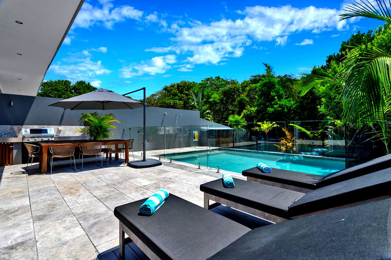 Stonecutters 2 - in the heart of town