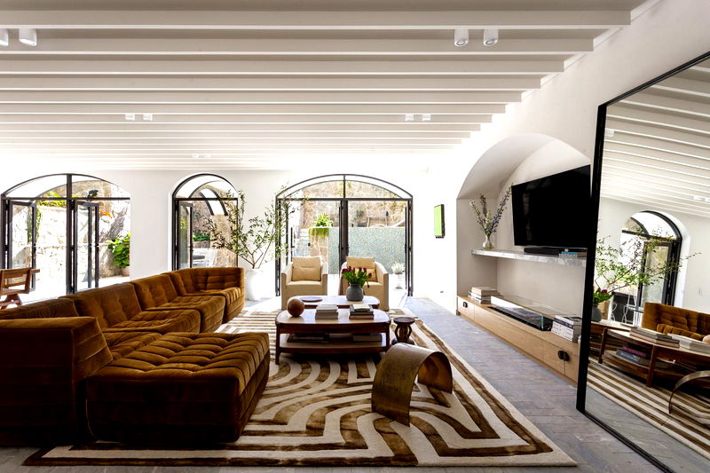 The Paloma Luxe (Walk to the beach)