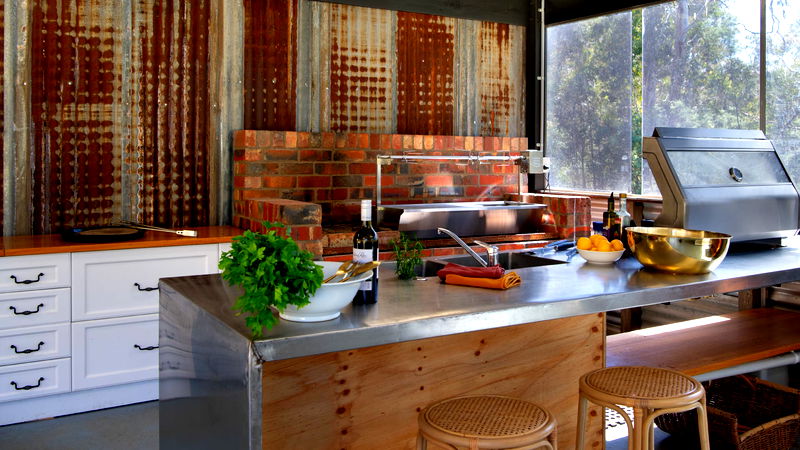 Kangaroo Creek (With Car Parking)