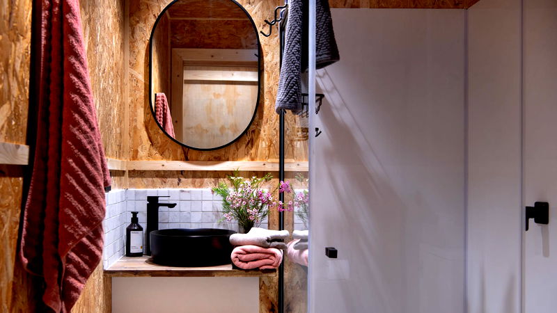 Kangaroo Creek (With Car Parking)