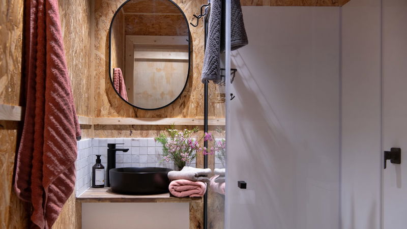 Kangaroo Creek (With Car Parking)