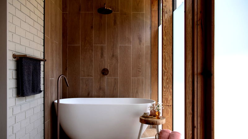 Kangaroo Creek (With Car Parking)