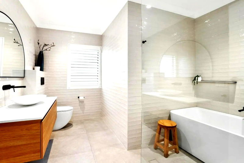 Balmoral Luxe Escape (Walk to Beach)